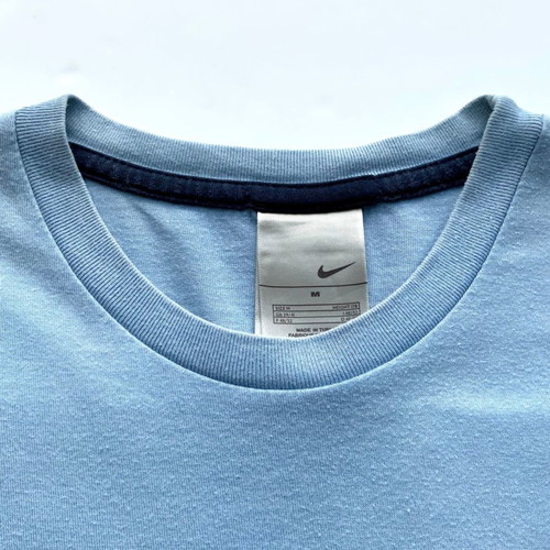 NIKE Men's Swoosh T-Shirt - Size M