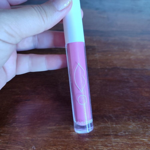 Seventeen Matlishious lip gloss shade 46, cool pink with glitter, like new