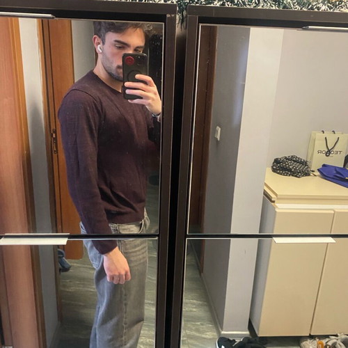 Dooa Burgundy Sweater used, size M