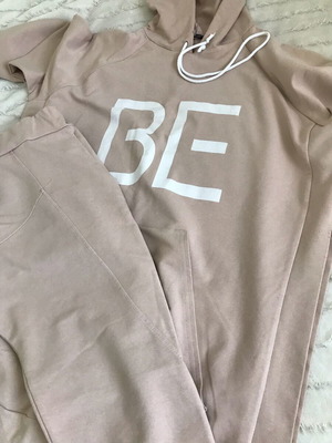 Beige white spring tracksuit set like new