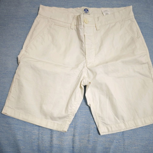 North Sails men's shorts like new, white, size M