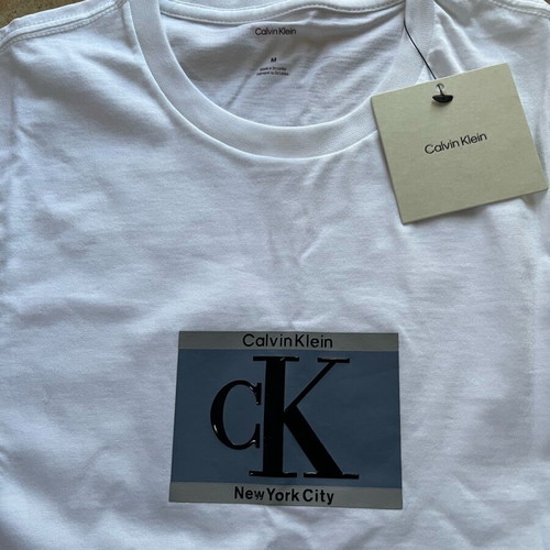 Calvin T shirt new, size M, white