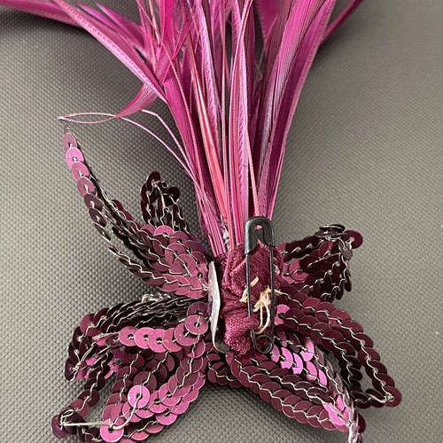 Handmade brooch with feathers and sequins, pink