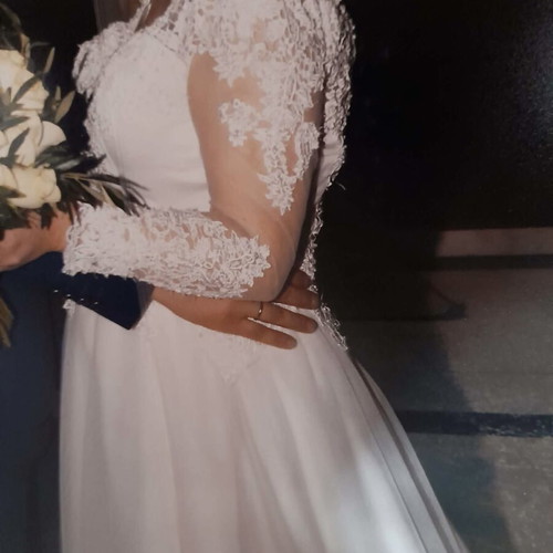 Cosmobella Milano wedding dress by Demetrios, size Medium