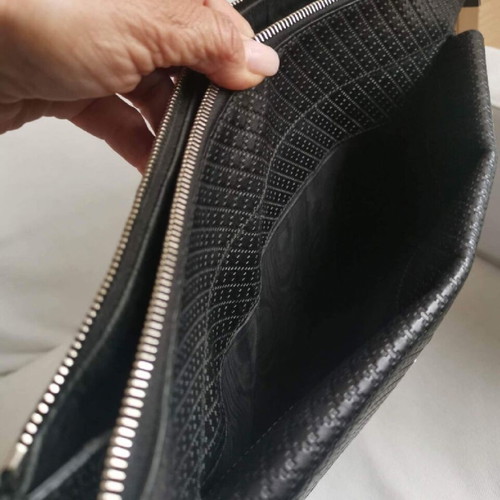 Δερμάτινος φάκελος Gucci σαν καινούργιος, μαύρος, χειρός
