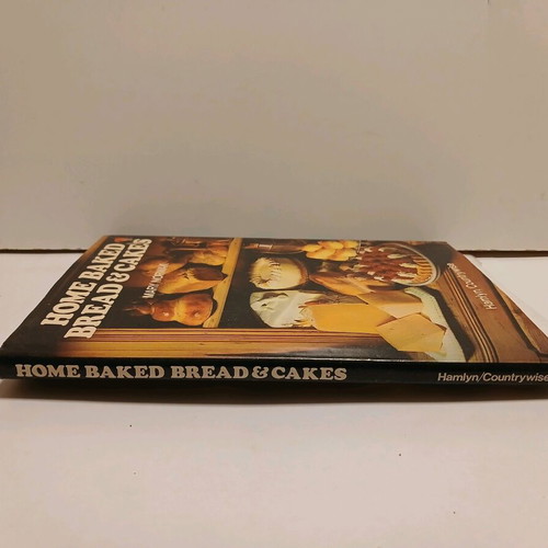Home Baked Bread & Cakes baking book used 1973