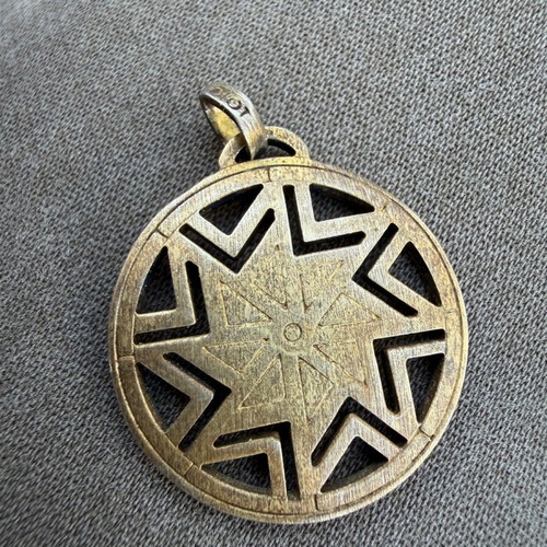 Zolotas 925 Aeolos pendant used, silver, 2.2 cm diameter