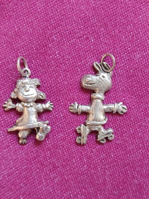 Σετ συλλεκτικά ασημένια 925 μενταγιόν Peanuts με Lucy van Pelt και Snoopy