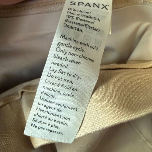 Spanx OnCore Mid-Thigh Short like new, beige shapewear