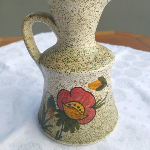 Vintage bundle handmade ceramic jug and Pink Girls figure pair like new