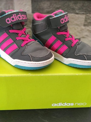 Μποτάκια Adidas μεταχειρισμένα, νούμερο 25, πολύχρωμα