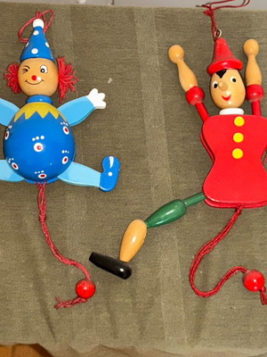 Set of 2 Wooden Articulated Wall Toys Pinocchio & Clown (Jumping Jacks, Italy)