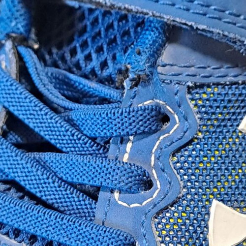 Under Armour Bps Assert 10 Kids Athletic Shoes Used Blue Size 29