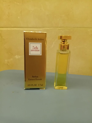 Elizabeth Arden 5th Avenue mini perfume new with box