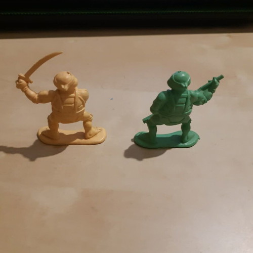 Ninja Turtles TMNT 80s mini figures like new Leonardo & Donatelo