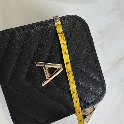 Jewelry box mini for travel, black, new