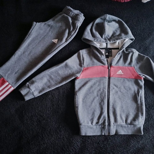Adidas sweatshirt jacket used for 5-6 years old, grey