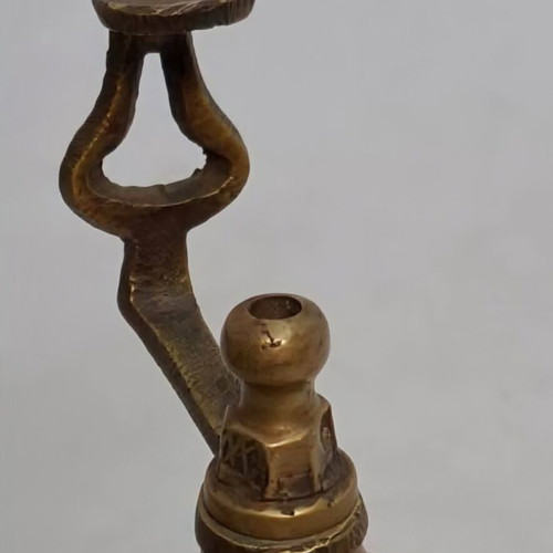 Λαδολύχναρο μπρονζέ εποχής, ύψος 16 cm