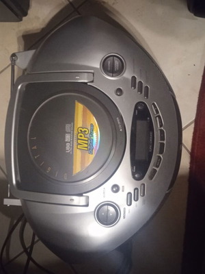 LG radio cassette CD MP3 player used model LPC-LM340A