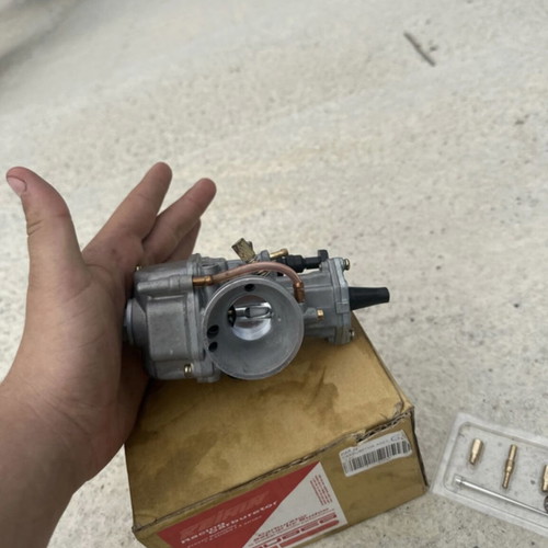 Carburetor 24 unused, new