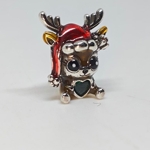 Christmas Charm Reindeer with Green Heart like new