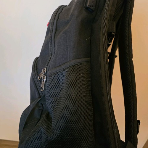 CsaxeKecna backpack new, black with red details