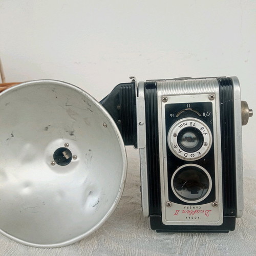 Kodak Duaflex II vintage camera used with flash accessory