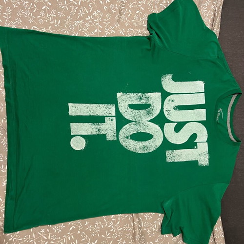Nike Tee XL used, 100% cotton with large Vintage Logo