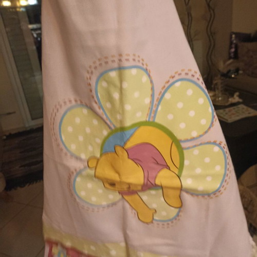 Girls' apron with Winnie used