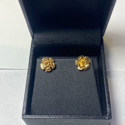 14K Gold Flower Earrings new, handmade
