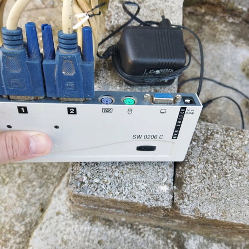 KVM switch like new