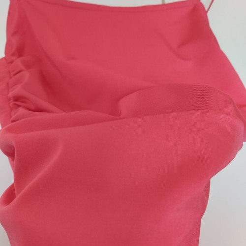 Fuchsia fitted top small medium in like new condition