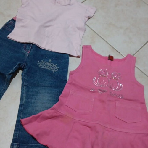 Baby clothing set like new, t-shirt with jeans and dress, 2 years