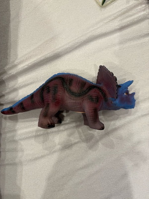 Plastic dinosaurs like new
