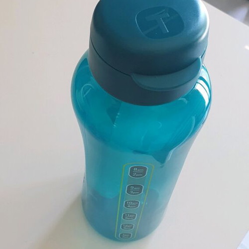 AquaVibe 1.2 l bottle new with straw and hydration markers