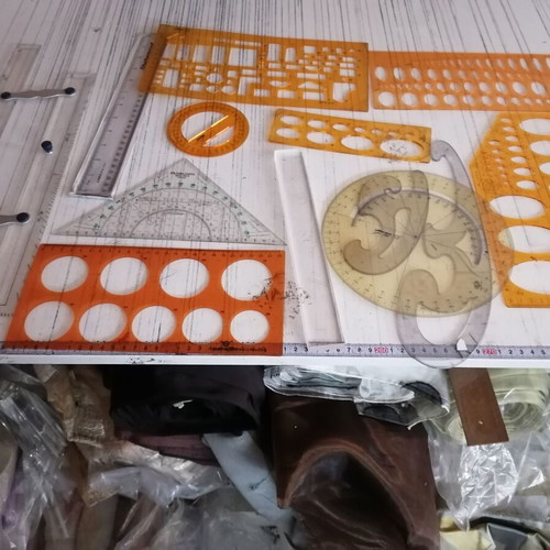 Various drawing products new, pack of 34 pieces