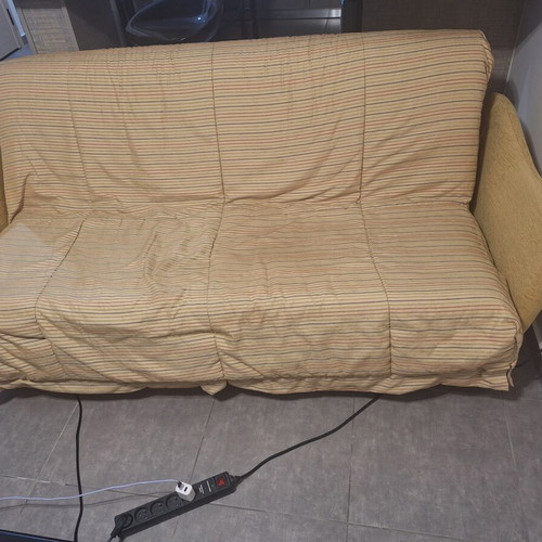 Italian three-seater sofa like new with excellent quality and design
