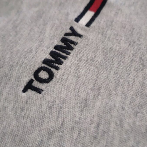 Tommy Jeans T-shirt size M grey like new