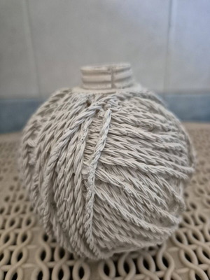 Decorative container like new, yarn style