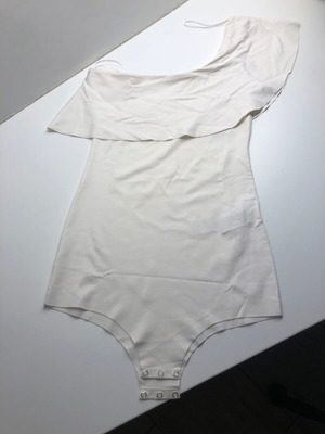 Zara bodysuit white like new, size S