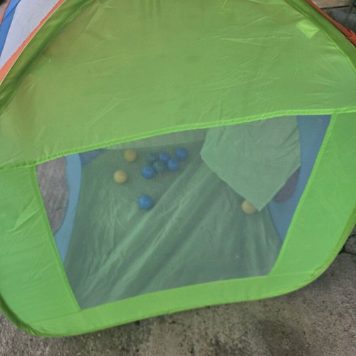 Children's play tent with balls used