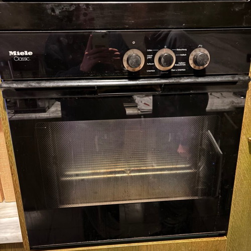 Miele built-in oven used fully functional