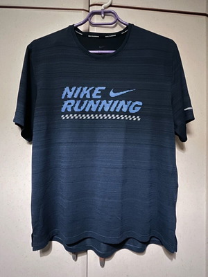 Nike running tshirt like new, blue, size M