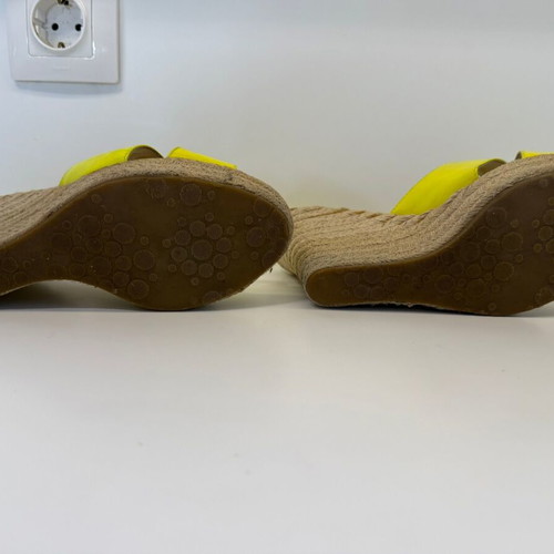 Fratelli Karida platform heels used, fluo yellow, size 39
