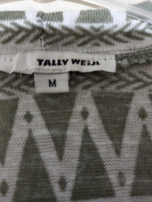 Tallyweijl cardigan luxurious, comfortable, medium-large, excellent condition