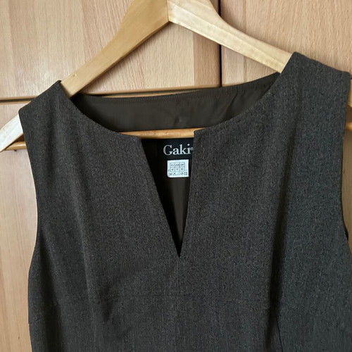 Women's straight brown dress like new, size L