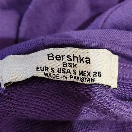 Bershka crop sweatshirt purple white with hood used, Small