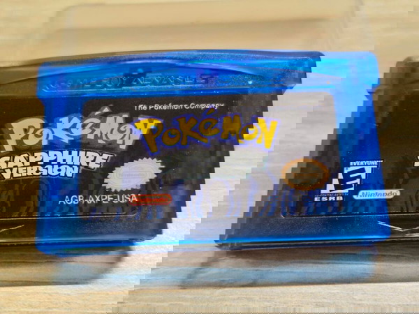 Gameboy Advance SP Pokemon Sapphire Version