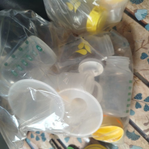 Ameda Double Breast Pump like new with 3 bottles and milk storage bags