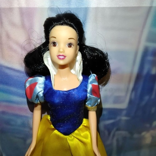 Disney Princess Snow White doll, Simba Toys 1998